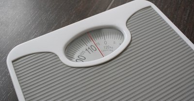 Diabetes Typ 2: Gewichtszunahme bei Frauen erkennen