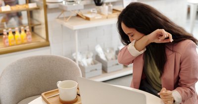Grippe ohne Fieber: Welche Symptome auftreten